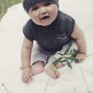 Baby Cakes Emmerson Vest and Hat 4ply